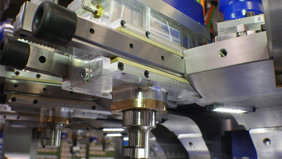 Rundtaktmaschine mit Presse